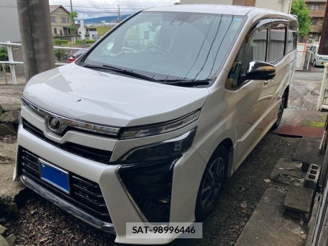 Toyota VOXY 2019-02 8797896-3