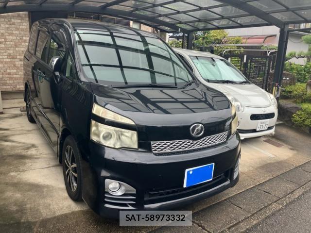 Toyota VOXY 2012-02 8832413-1