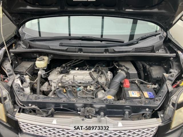 Toyota VOXY 2012-02 8832413-20