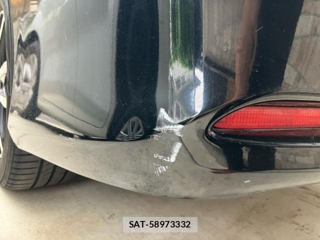 Toyota VOXY 2012-02 8832413-22