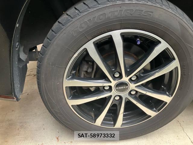 Toyota VOXY 2012-02 8832413-6