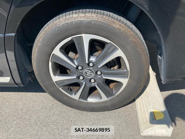 Toyota VOXY 2012-06 8832414-10