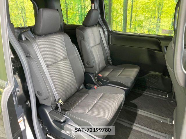 Toyota VOXY 2020-06 8832392-8