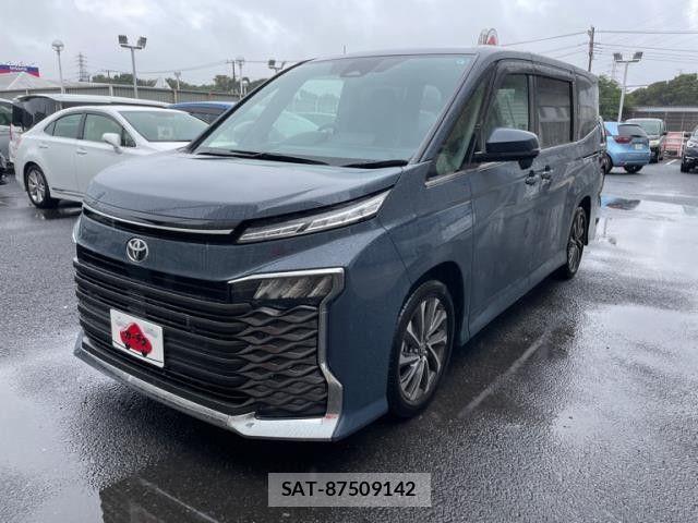 Toyota VOXY 2025-05 8832387-0