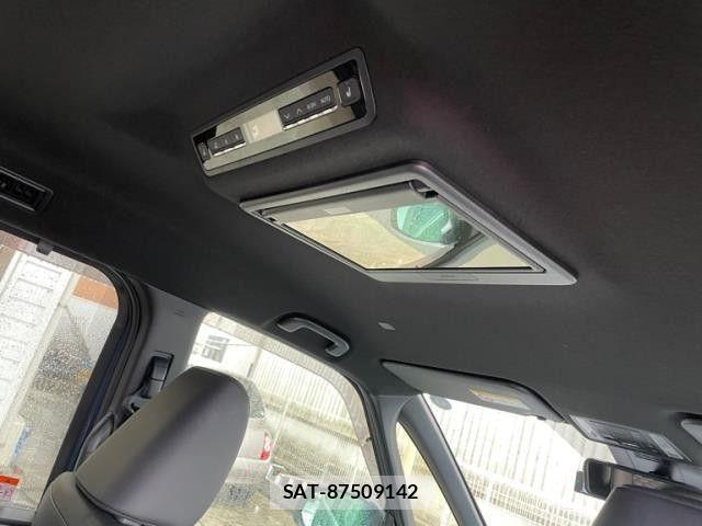 Toyota VOXY 2025-05 8832387-6