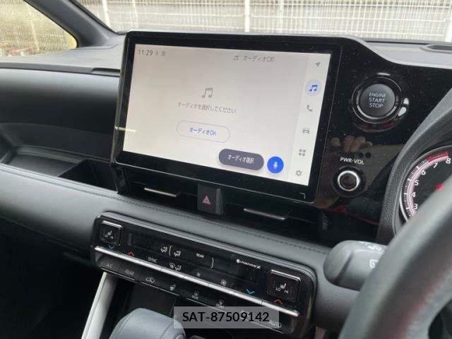 Toyota VOXY 2025-05 8832387-7