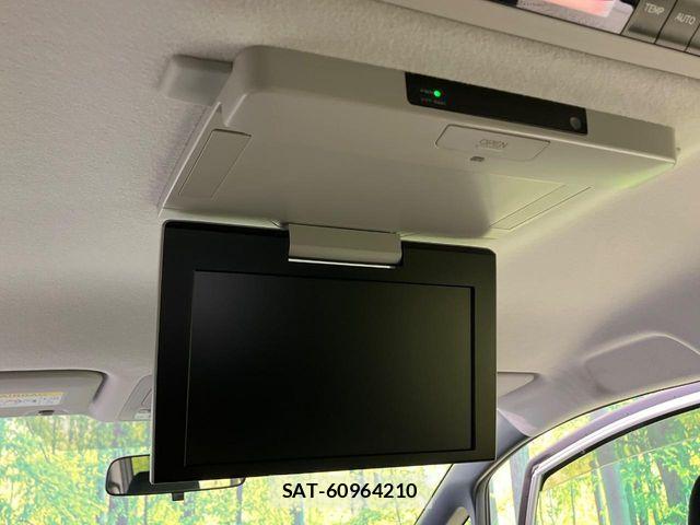 Toyota VOXY 2015-07 8832402-3