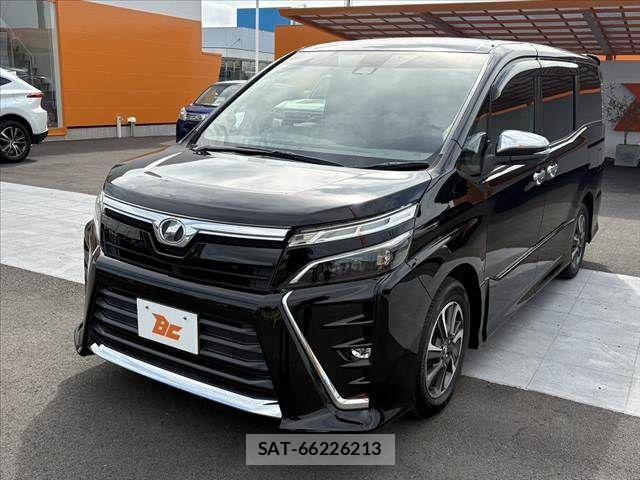 Toyota VOXY 2018-09 8832403-7