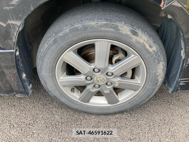 Toyota VOXY 2008-09 8832415-18