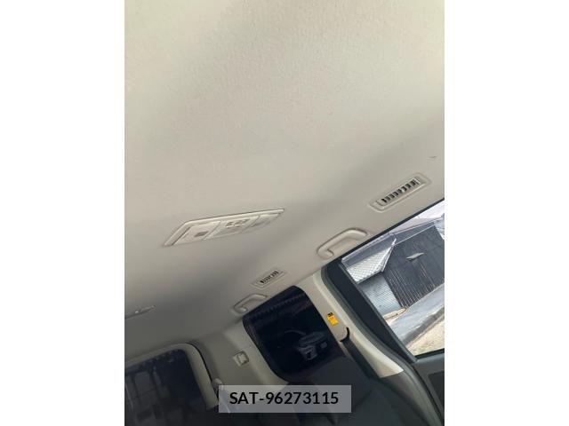 Toyota VOXY 2008-07 8832417-13