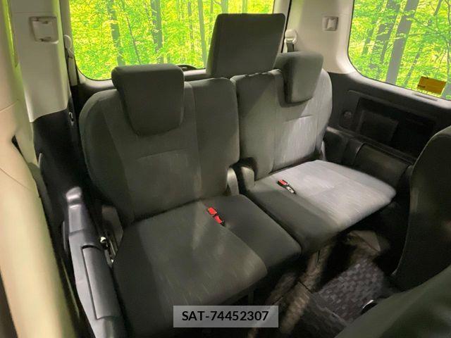 Toyota VOXY 2010-07 8832409-10