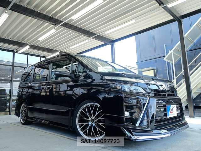 Toyota VOXY 2019-12 8832395-11