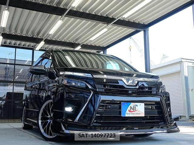 Toyota VOXY 2019-12 8832395-13