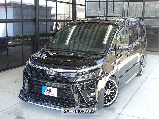Toyota VOXY 2019-12 8832395-3