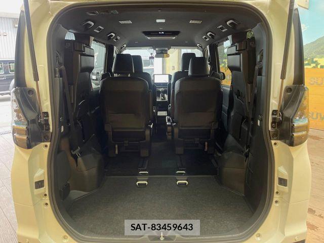 Toyota VOXY 2024-10 8832386-9