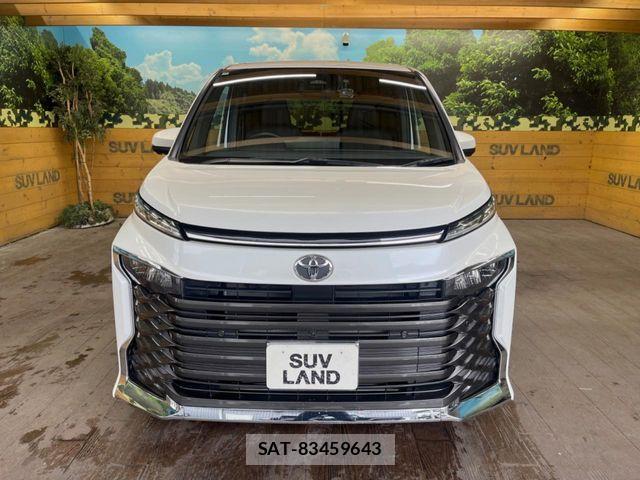 Toyota VOXY 2024-10 8832386-13