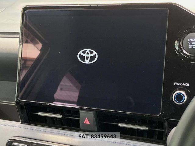 Toyota VOXY 2024-10 8832386-2