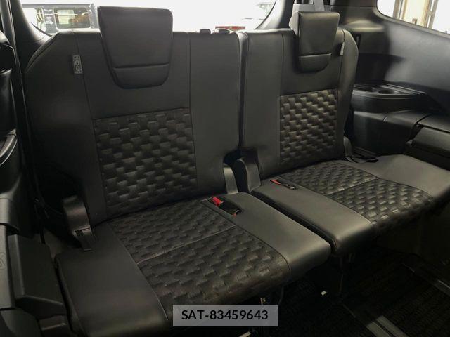 Toyota VOXY 2024-10 8832386-8