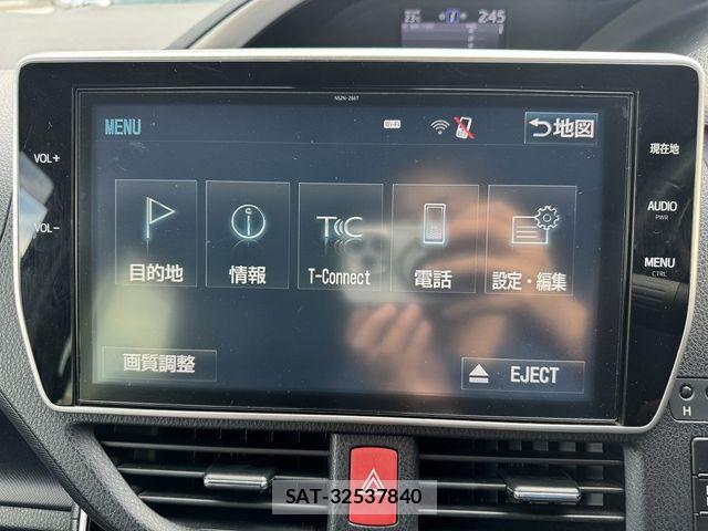 Toyota VOXY 2018-06 8832399-18