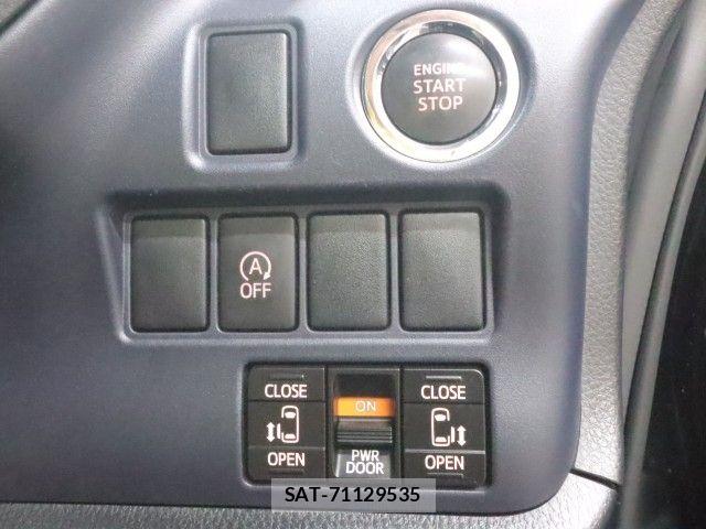 Toyota VOXY 2014-02 8832407-20