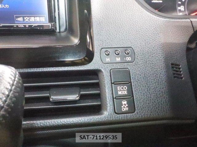 Toyota VOXY 2014-02 8832407-25