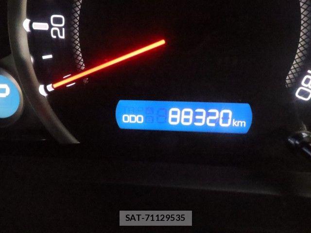 Toyota VOXY 2014-02 8832407-28