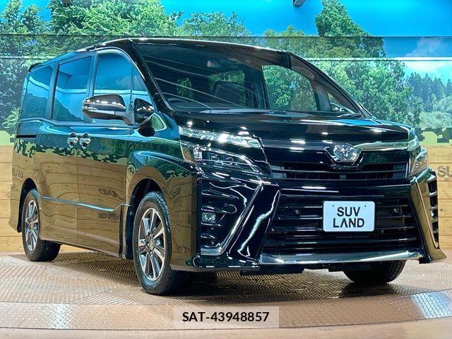 Toyota VOXY 2021-07 8851030-17
