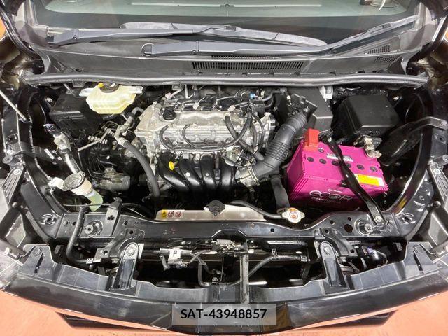 Toyota VOXY 2021-07 8851030-19