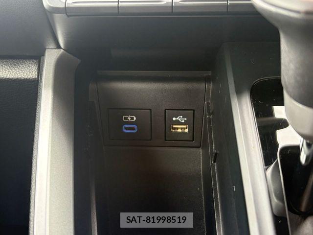 Toyota VOXY 2022-08 8851024-14