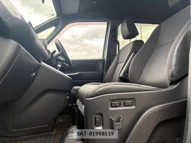 Toyota VOXY 2022-08 8851024-21