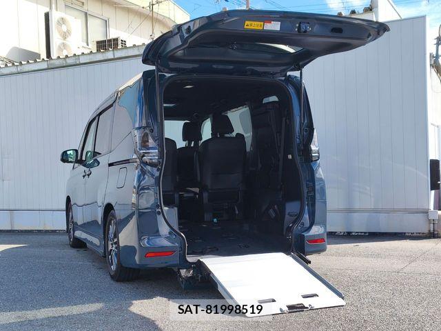 Toyota VOXY 2022-08 8851024-26