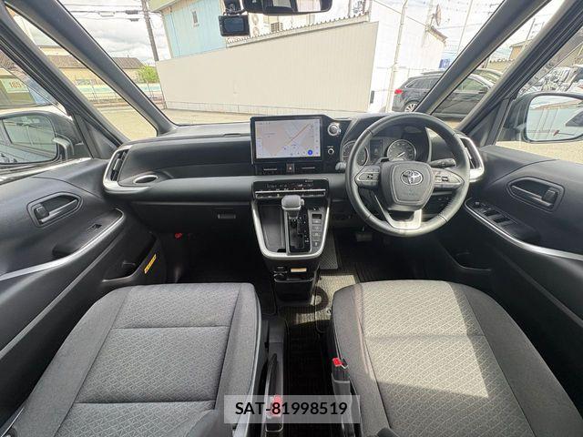 Toyota VOXY 2022-08 8851024-8