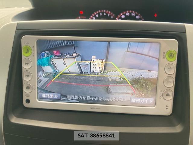 Toyota VOXY 2011-10 8851048-12