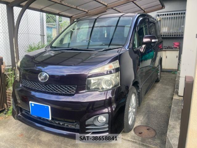 Toyota VOXY 2011-10 8851048-1