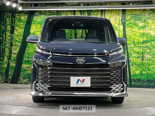 Toyota VOXY 2022-03 8851031-14