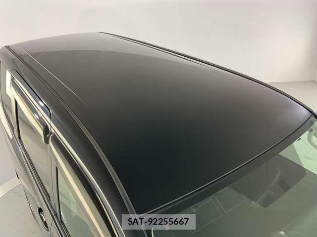 Toyota VOXY 2013-07 8851043-13