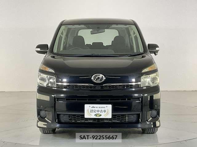 Toyota VOXY 2013-07 8851043-6