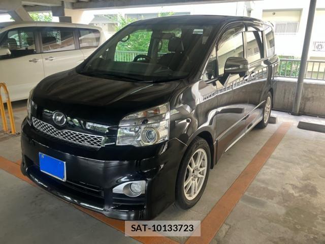 Toyota VOXY 2013-09 8851045-0