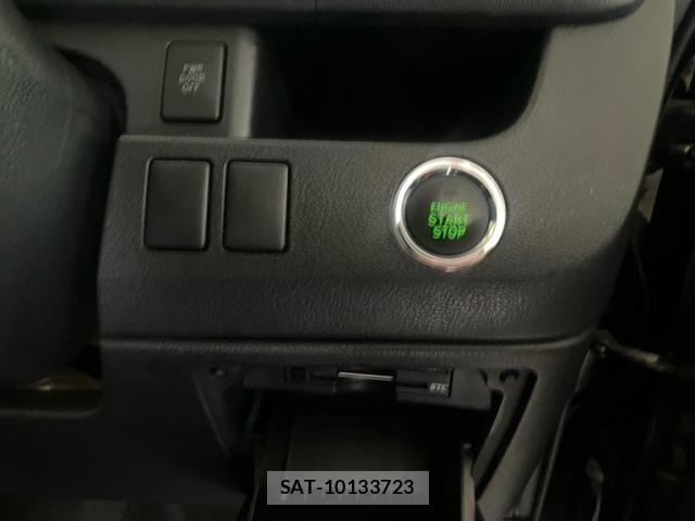 Toyota VOXY 2013-09 8851045-15