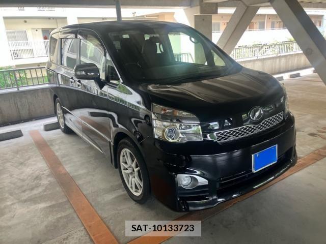 Toyota VOXY 2013-09 8851045-1
