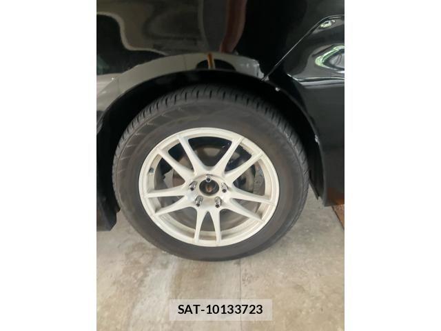 Toyota VOXY 2013-09 8851045-2