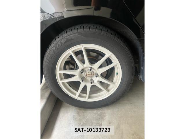 Toyota VOXY 2013-09 8851045-3