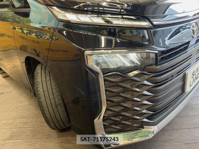 Toyota VOXY 2024-08 8851029-11