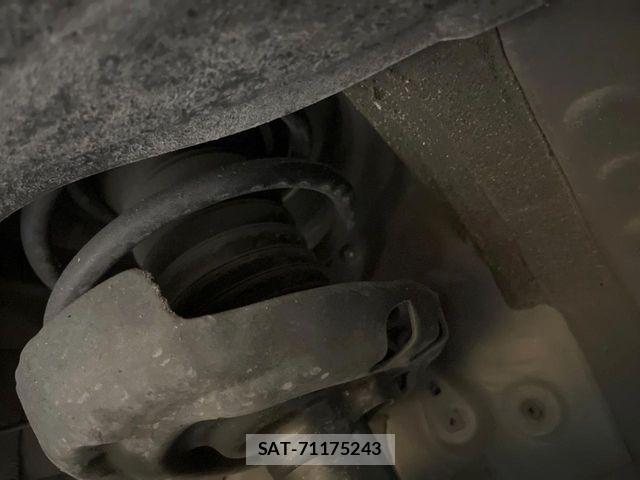 Toyota VOXY 2024-08 8851029-19