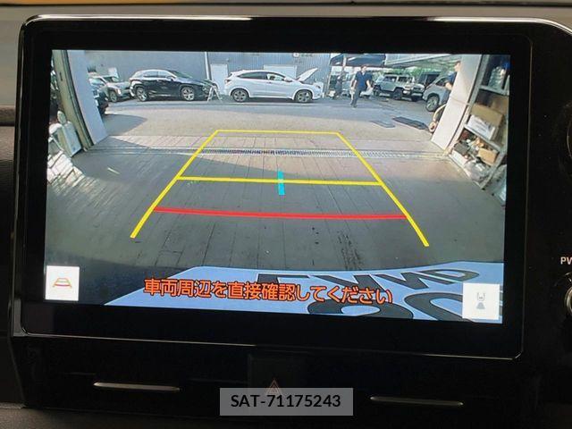 Toyota VOXY 2024-08 8851029-3
