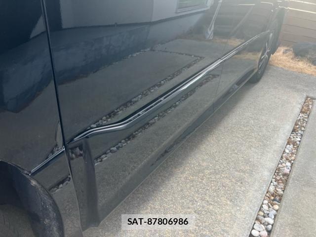 Toyota VOXY 2016-05 8851038-26