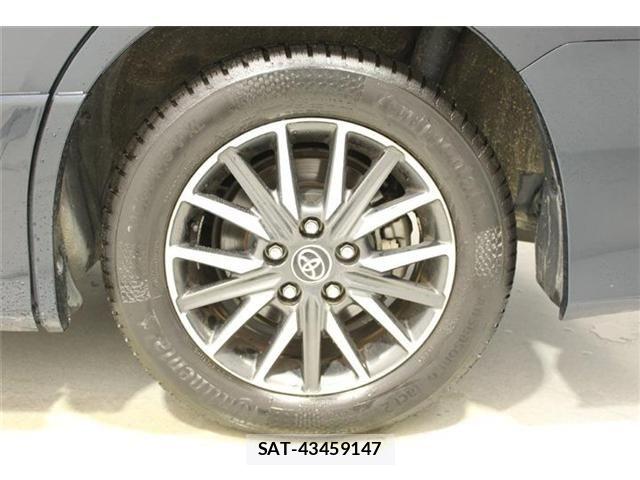 Toyota VOXY 2016-08 8851040-23