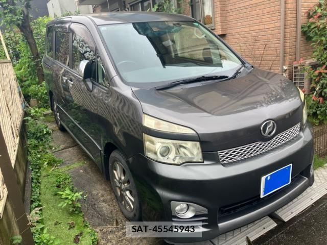Toyota VOXY 2012-01 8851049-0