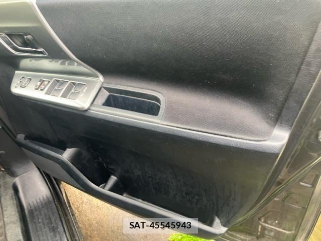 Toyota VOXY 2012-01 8851049-14