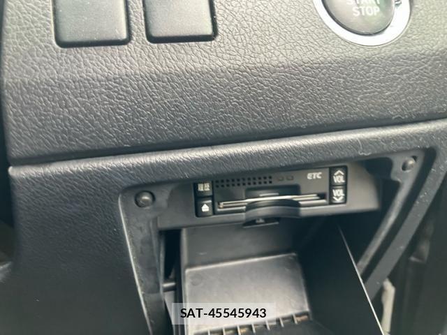 Toyota VOXY 2012-01 8851049-21